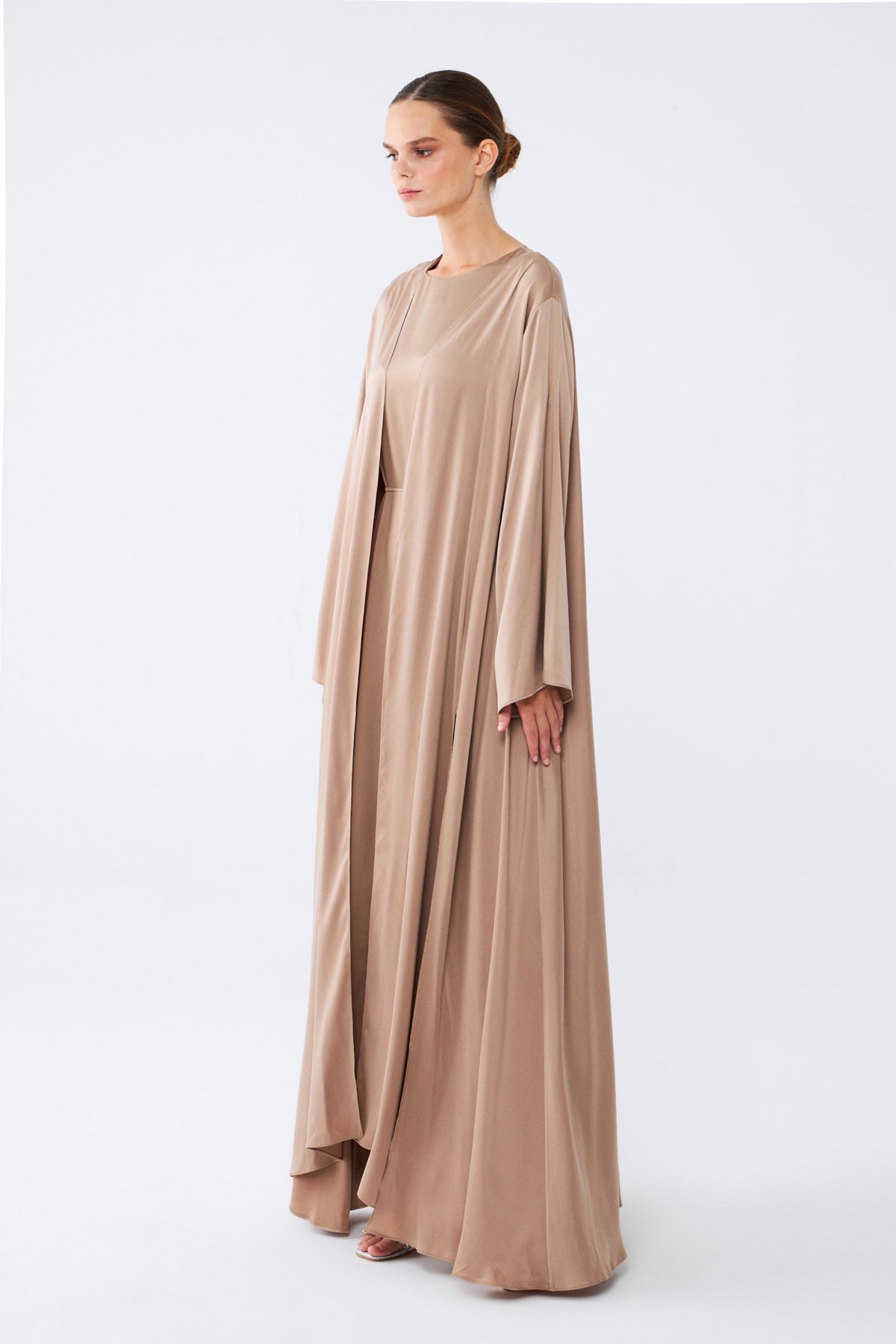 Selene Abaya | %100 İpek Lüks Kadın Abaya Stone Taupe | Noorvien